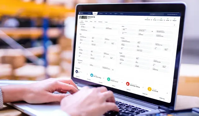 Cloud software solutions for warehouse & DC operators